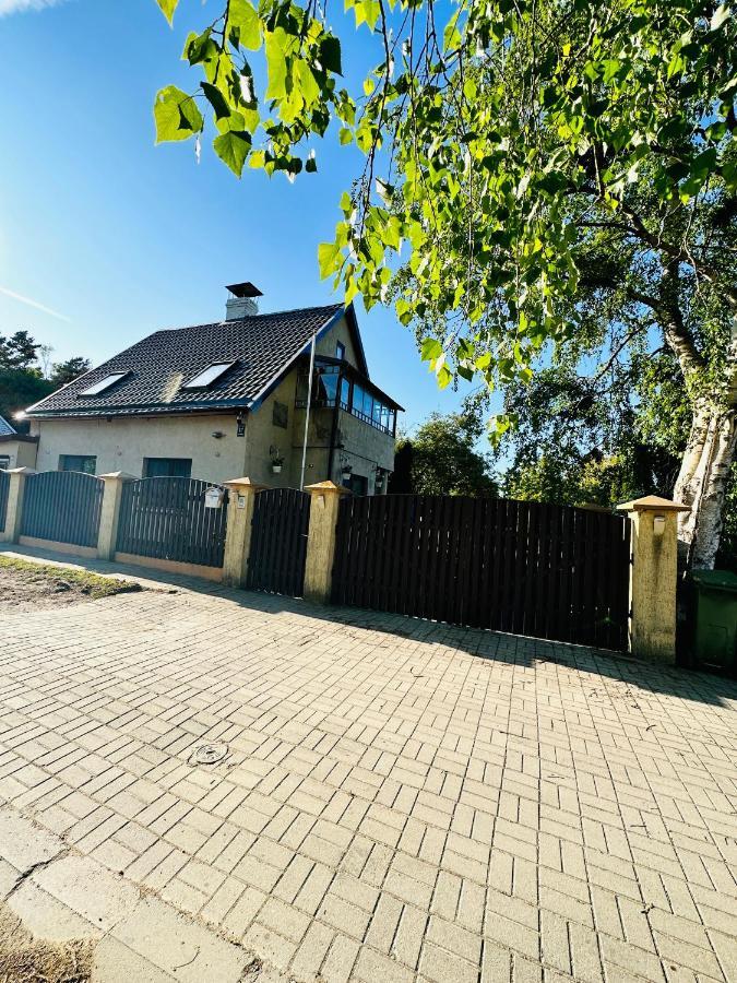 Svetes House - Garden & Bbq & Parking Villa Liepāja Exteriör bild